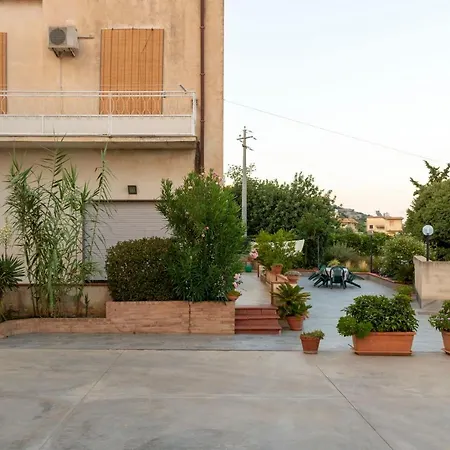 Casa Raffaela Модика